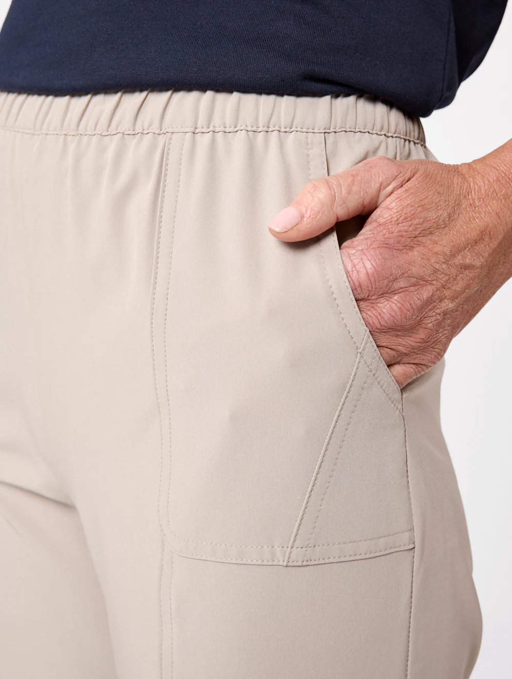 Eureka 3/4 Pant - Image 3