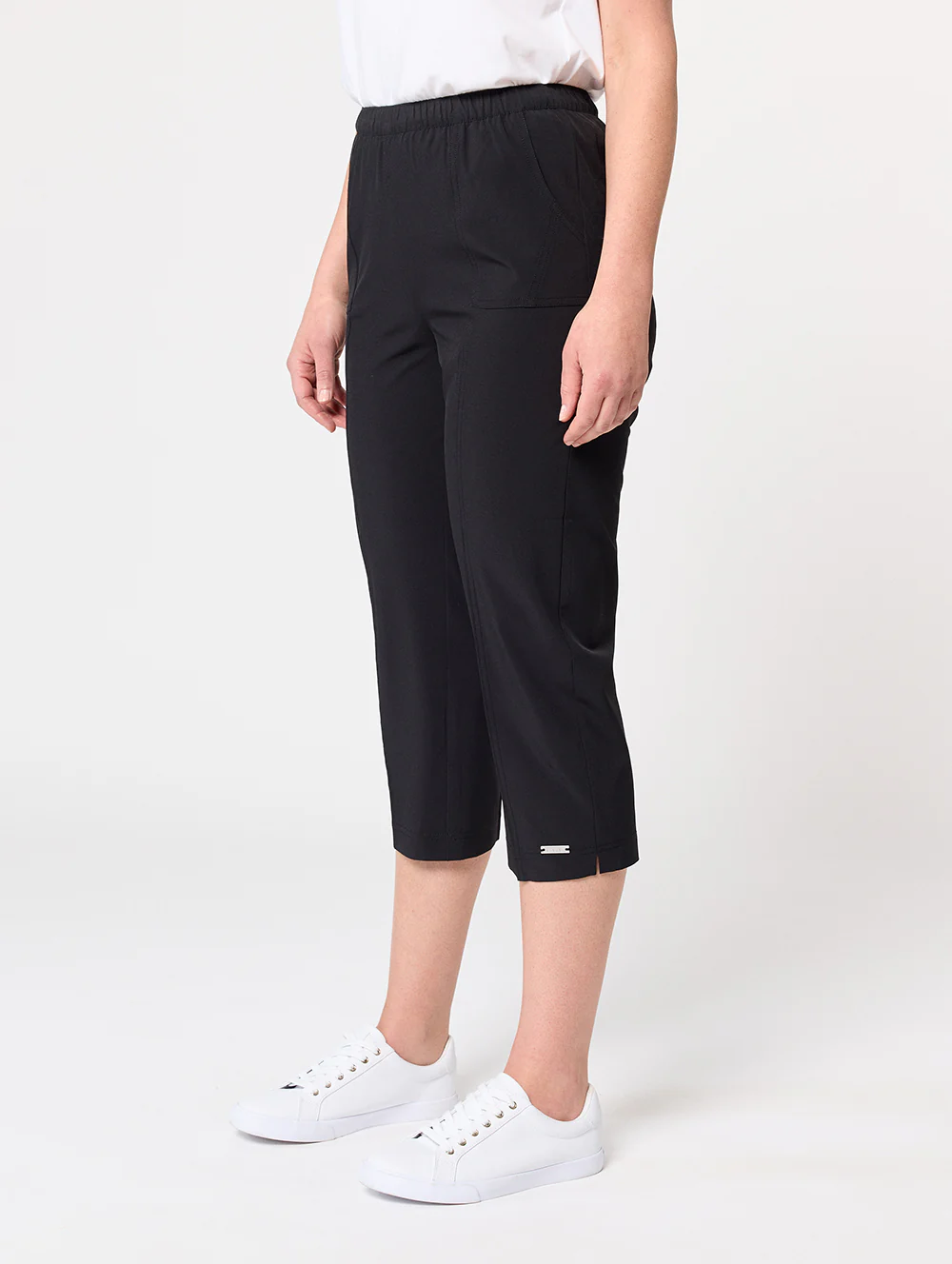 Eureka 3/4 Pant - Image 3