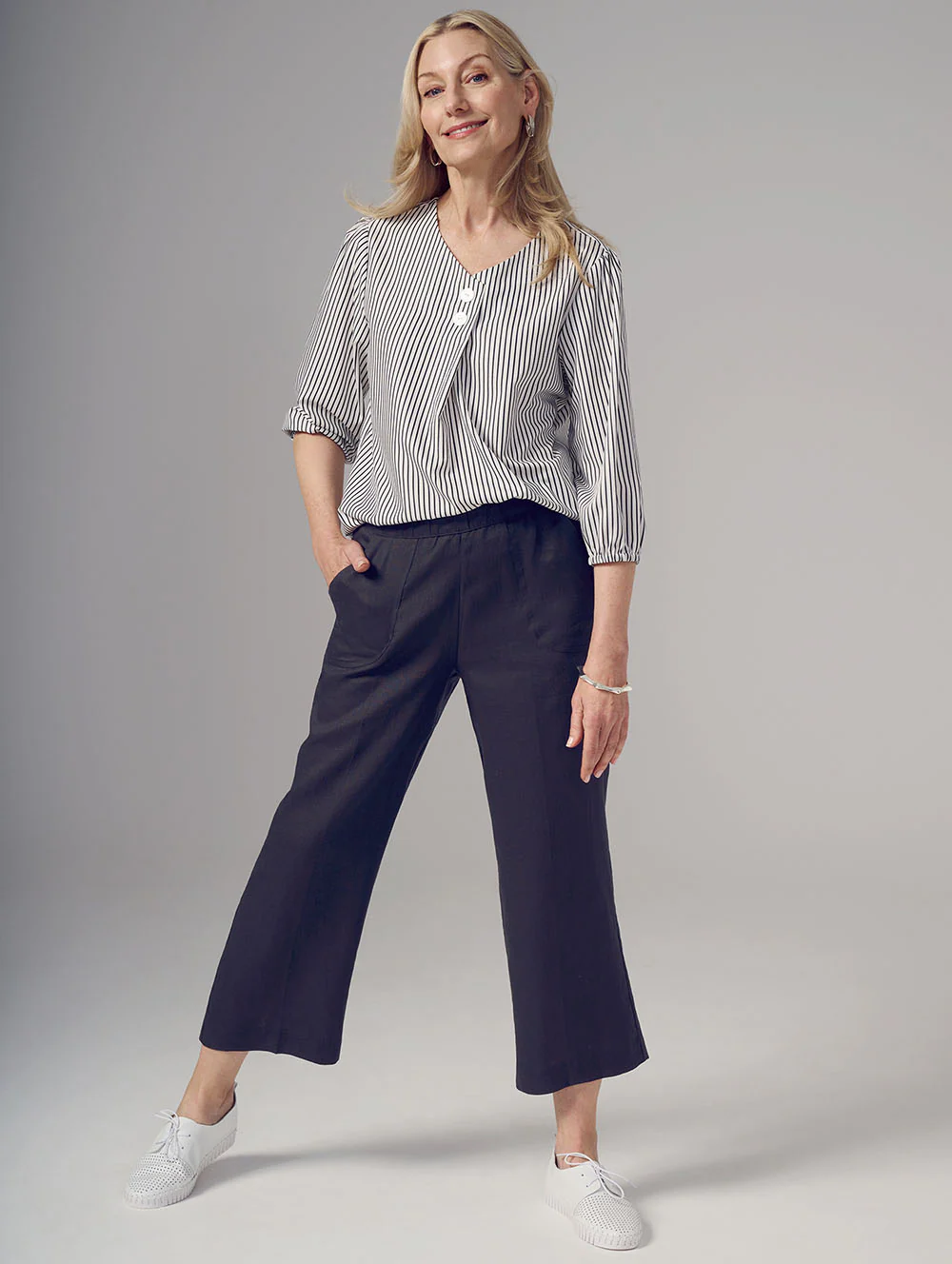 Lura 3/4 Sleeve Shirt - Image 3