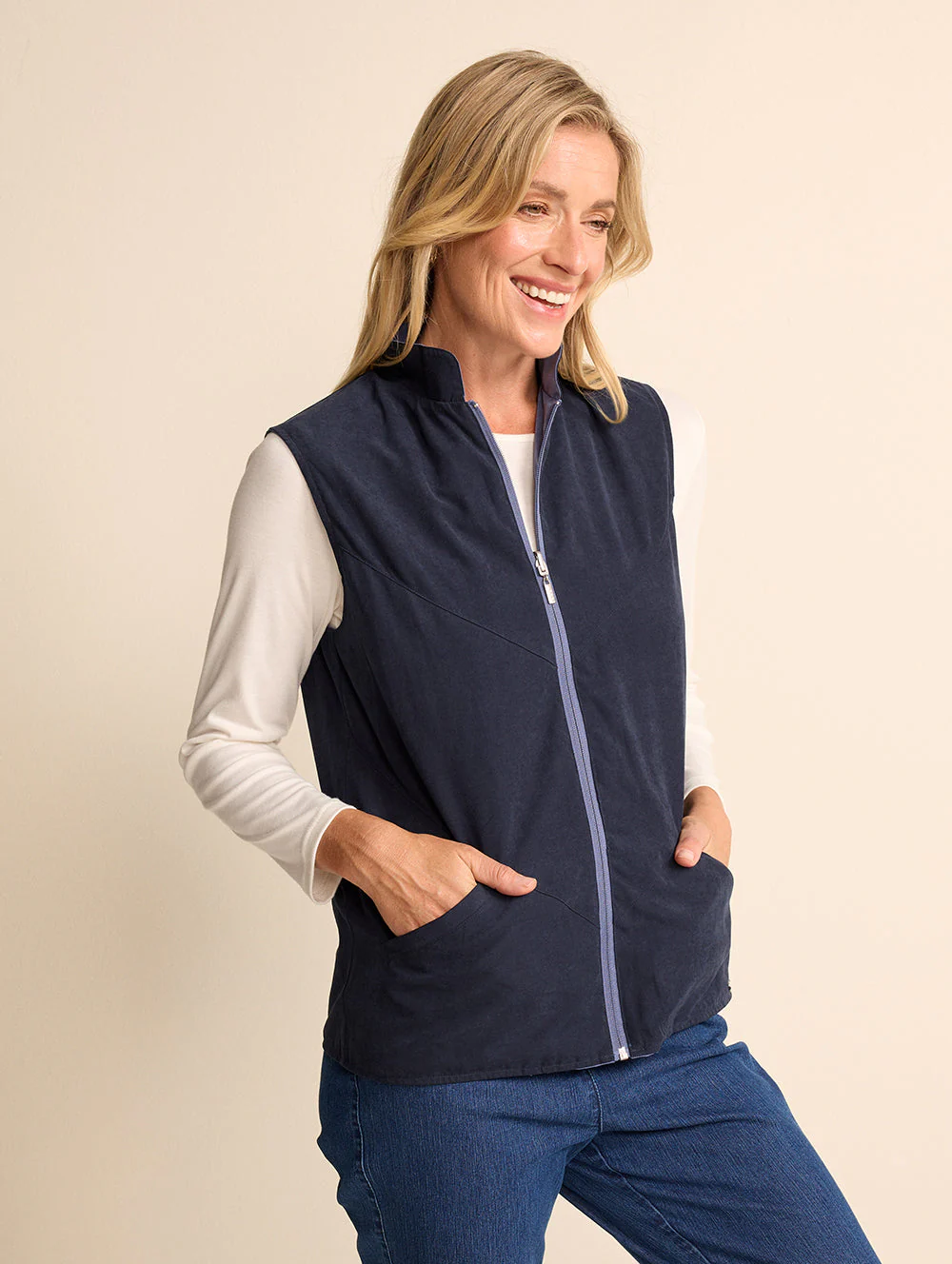 Microfibre Reversible Vest - Image 6