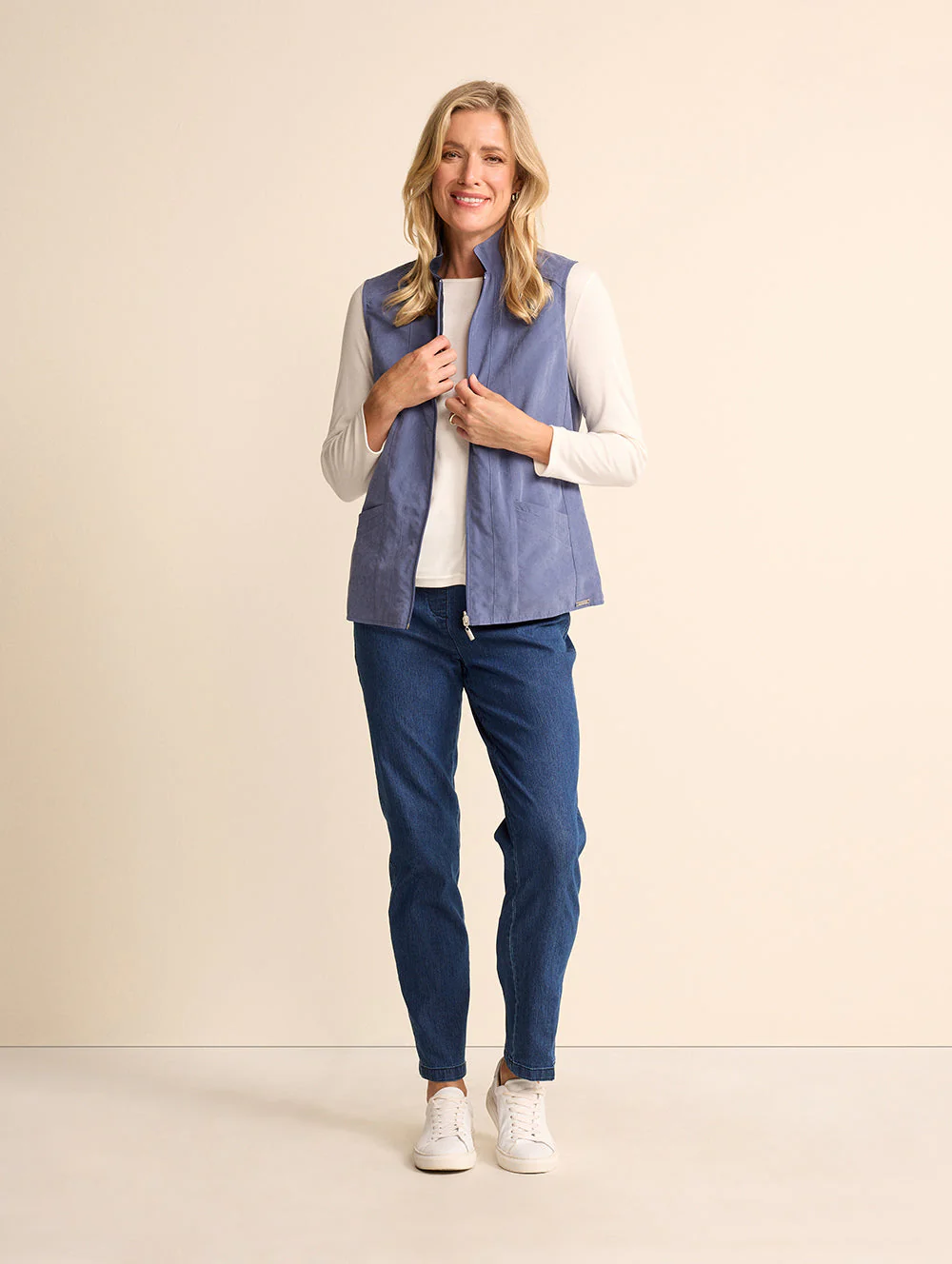 Microfibre Reversible Vest - Image 7