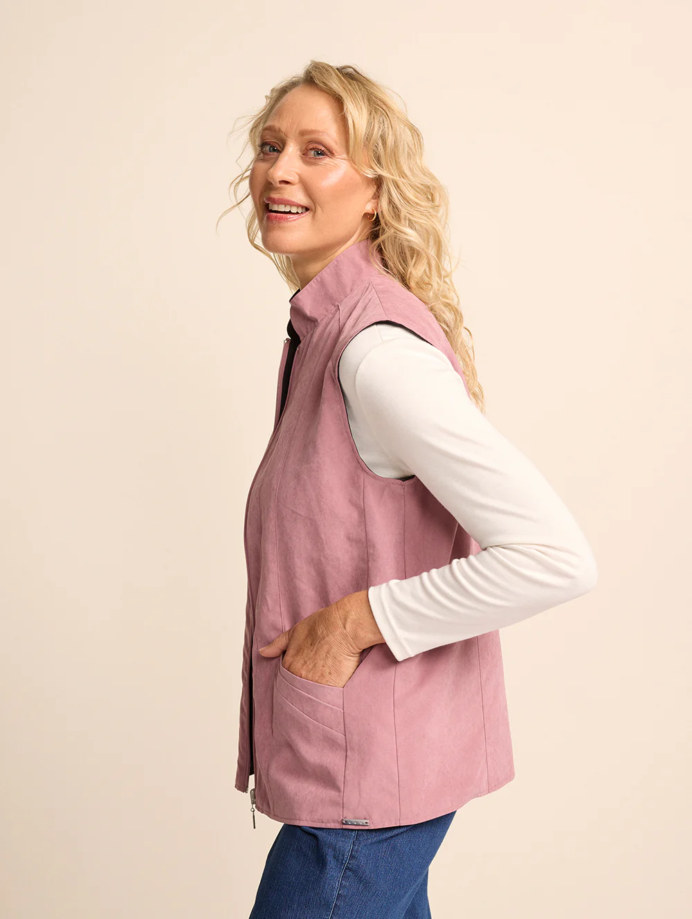 Microfibre Reversible Vest - Image 6